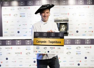 Iñaki Lazcano del Sorginzulo de Bilbao, campeón de Bizkaia de Pintxos