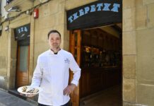 El bar Txepetxa de Donostia, premiado como Mejor Bar de Pintxos